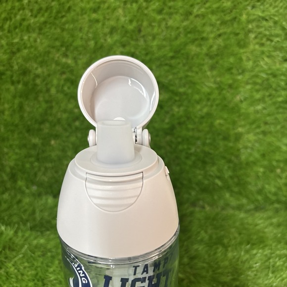 Tervis Versalid 2 in 1 Straw Pour 24oz Water Bottle Tampa Bay Lightning NHL - Picture 2 of 4